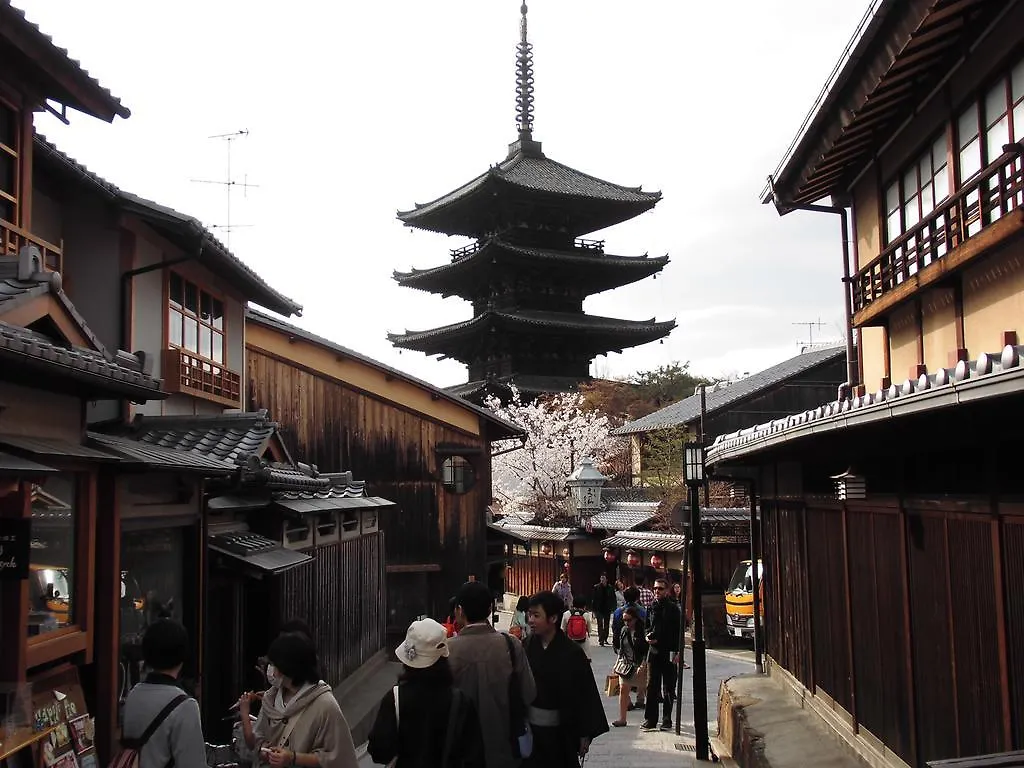 Hana-Touro Stay Yasakano-Tou Machiya Premium Kyoto 0*,  Japan